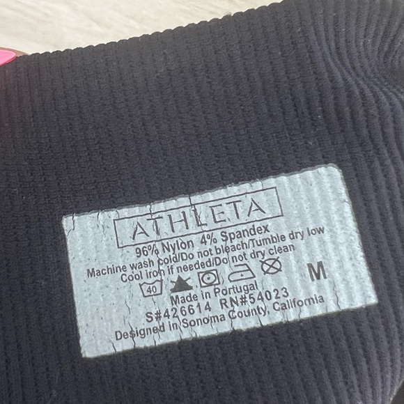 Athleta Got Legs 2 in 1 Crop Legging Skort Black Size Medium - Picture 4 of 4